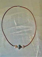 Load image into Gallery viewer, Azurite and pearl necklace
